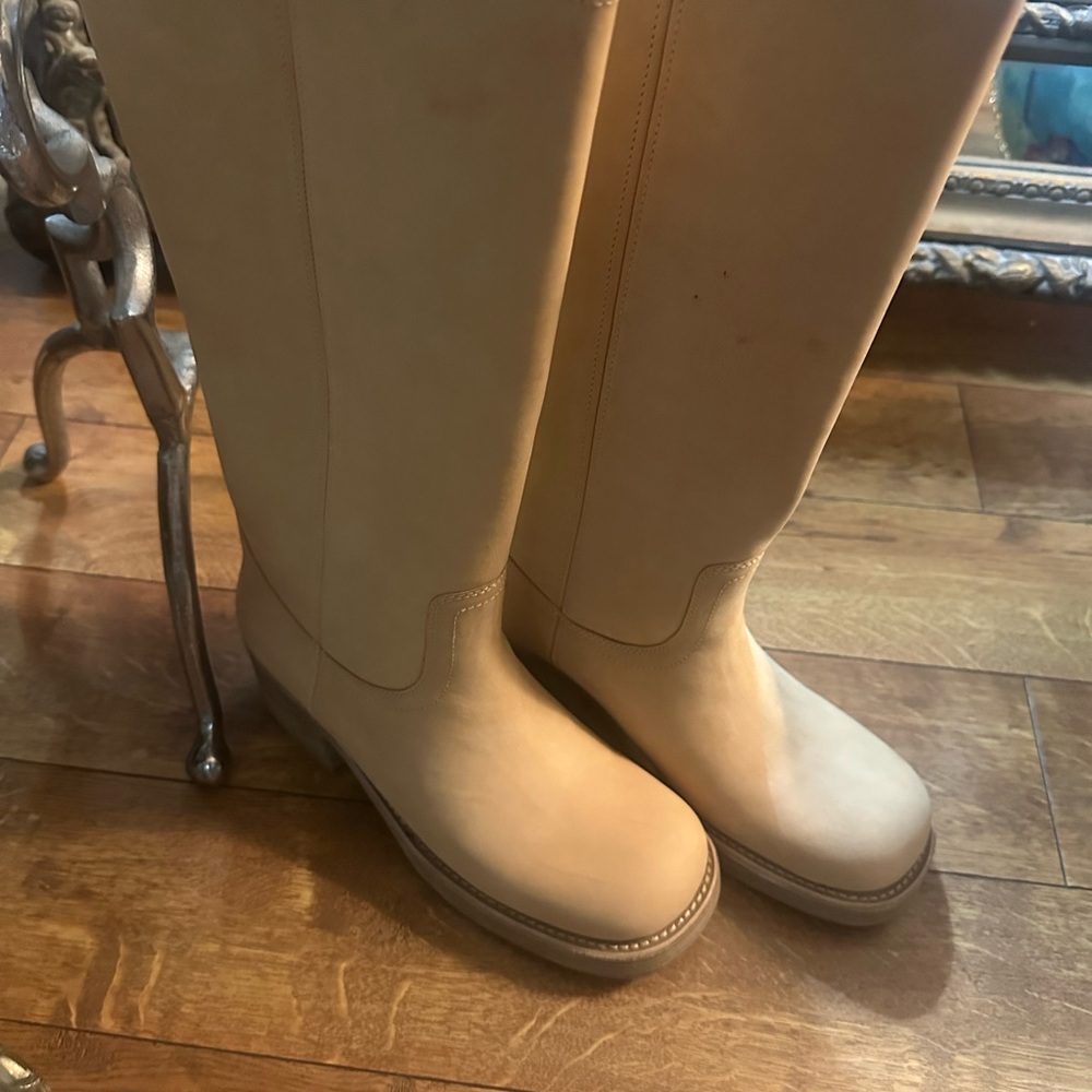 Jeffrey Campbell Beige Winter Boots